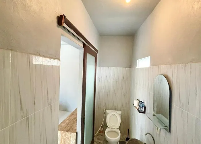 The Lima In Guest house Canggu (Bali)